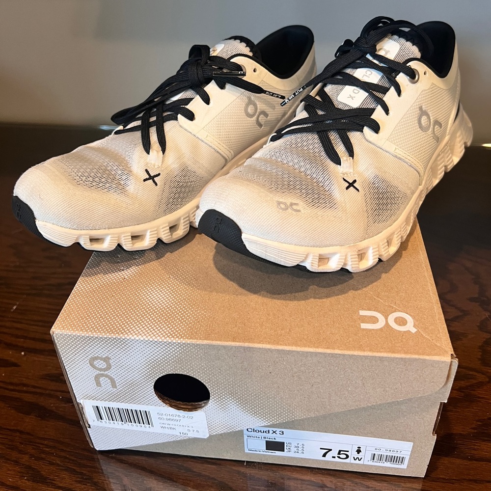 On cloud x3 shoes